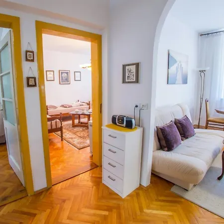 Apartment - With Parking Garage Mostar